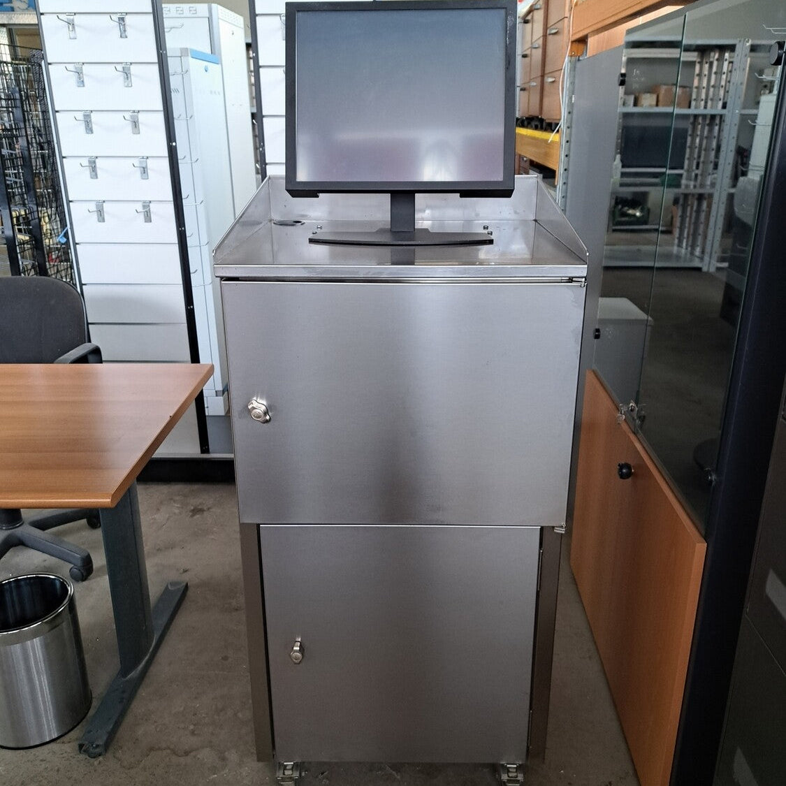 Postazione di lavoro mobile per computer S.I.D.