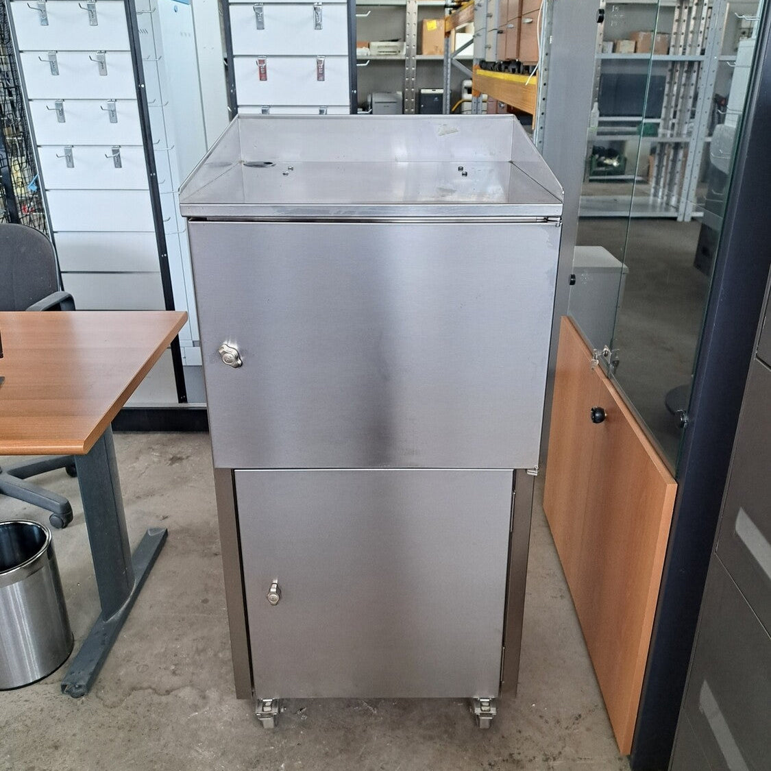 Postazione di lavoro mobile per computer S.I.D.
