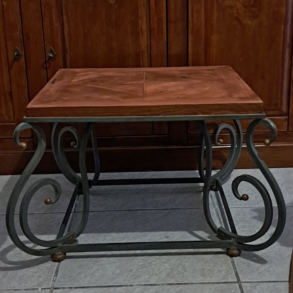 Tavolino Quadrato – Ferro Battuto e Legno – Stile Industrial / Rustico