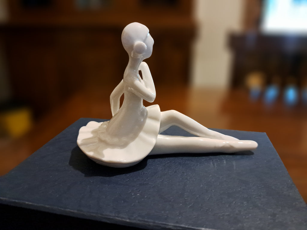 🌸 Elegante Statuina "Ballerina" – Collezione Marta Marzotto – Porcellana